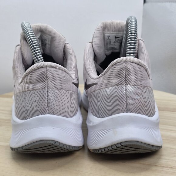 NIKE Quest 4 Premium Women's Size 7 Gray Pink Running Shoes Sneakers DA8723-002 - Picture 6 of 9
